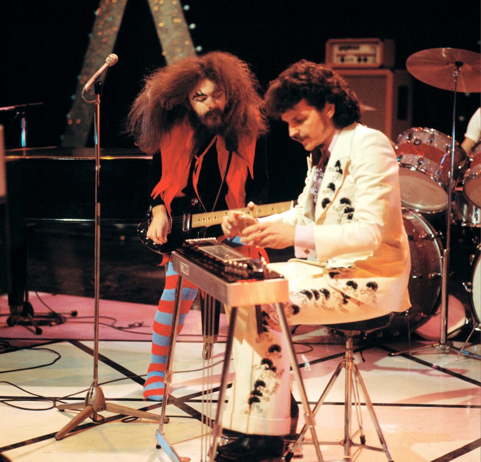 Roy pictured with Rick Price as Wizzard perform on Top Of The Pops in 1973