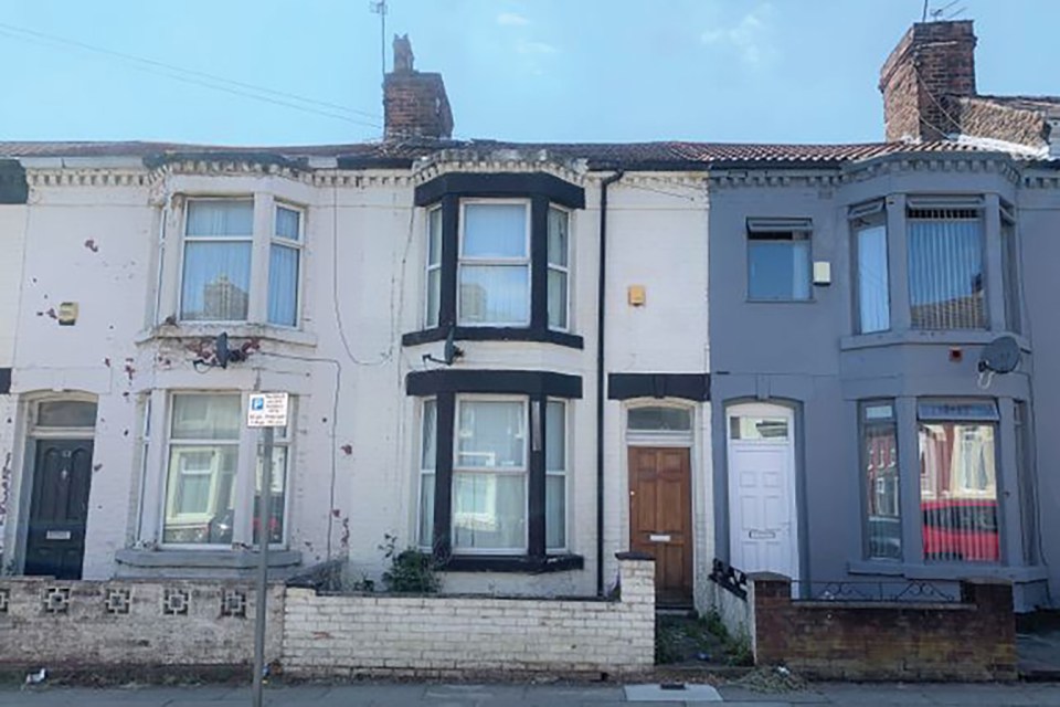 This two-bed property in Liverpool was up for auction with a guide price of just £25,000