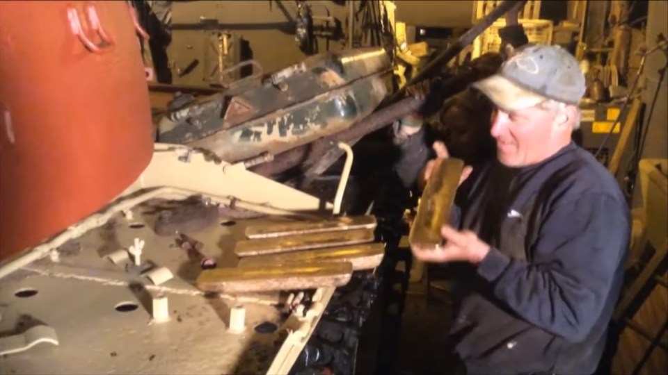 The gold bars were found in the old Iraqi tank