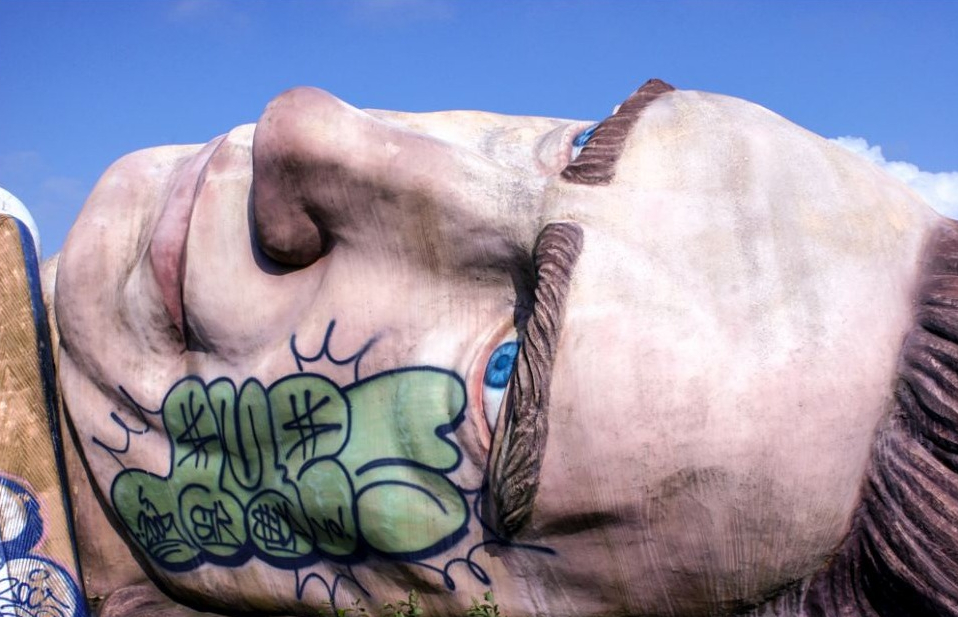 The park was left abandoned after just four years of being open and ended up covered in graffiti before it was demolished