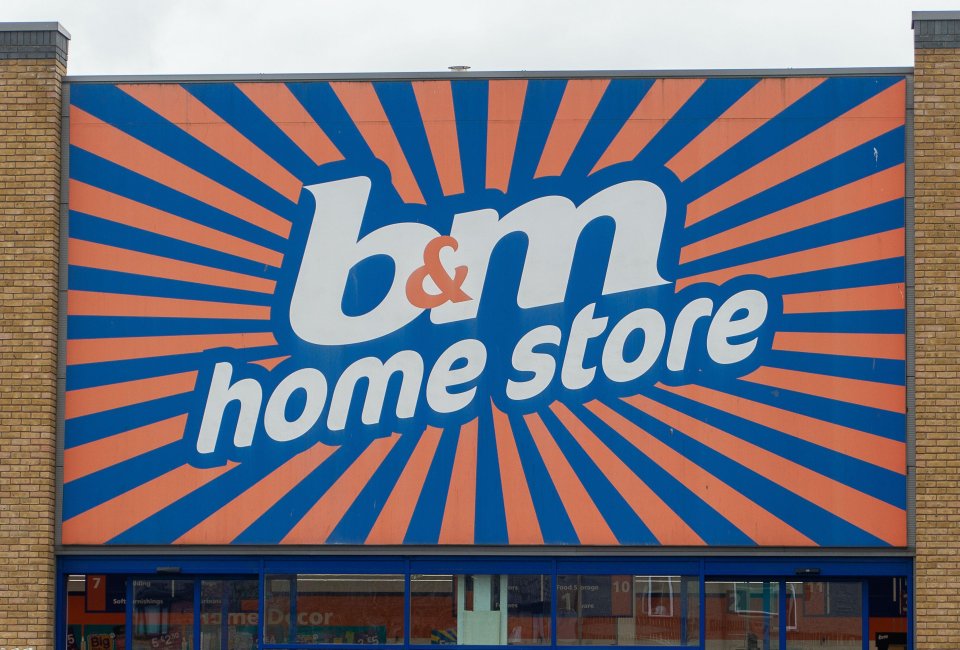 B&M is great for bargains - how much can you expect to save in closing down sales?