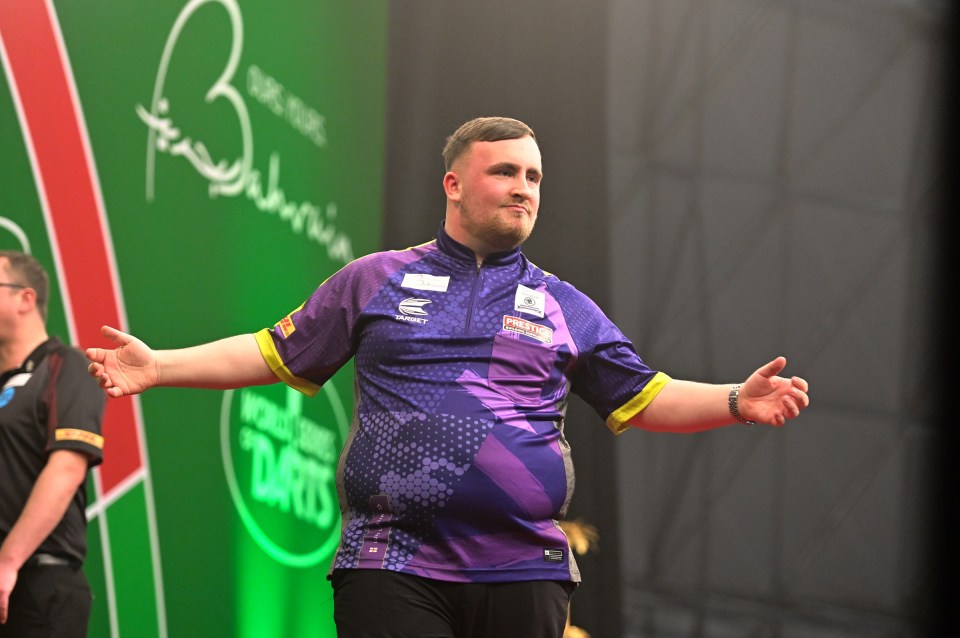 ITV4 accidentally cut away from coverage of Luke Littler's clash with Gerwyn Price