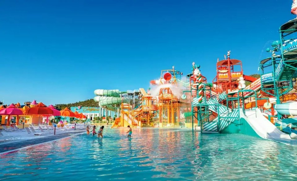 Many hotels in Turkey offer waterpark access, so we’ve rounded up Tripadvisor’s ten best-rated waterpark hotels and the best deals to get you there