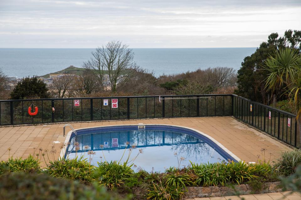 The outdoor pool also has sea views over the harbour at St Ives