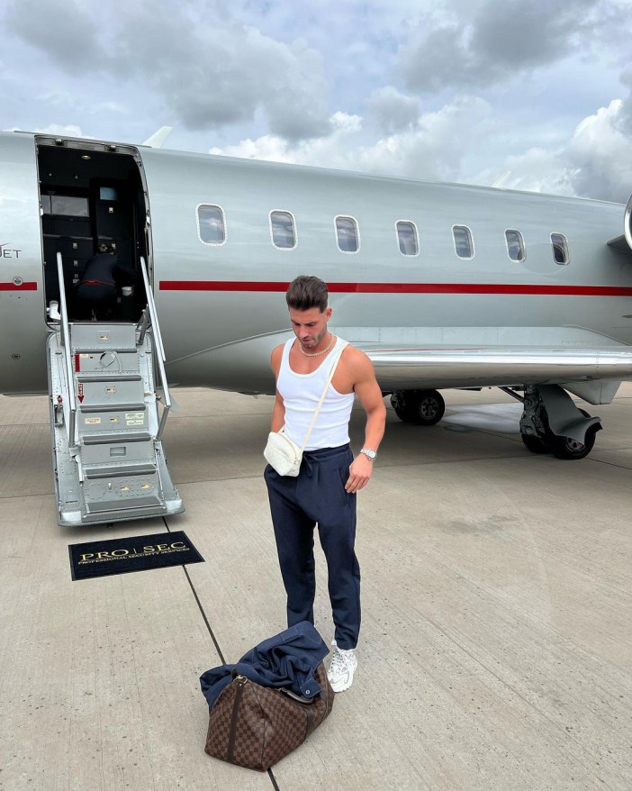 But he's clearly still raking it in as his latest post showed him boarding a private jet