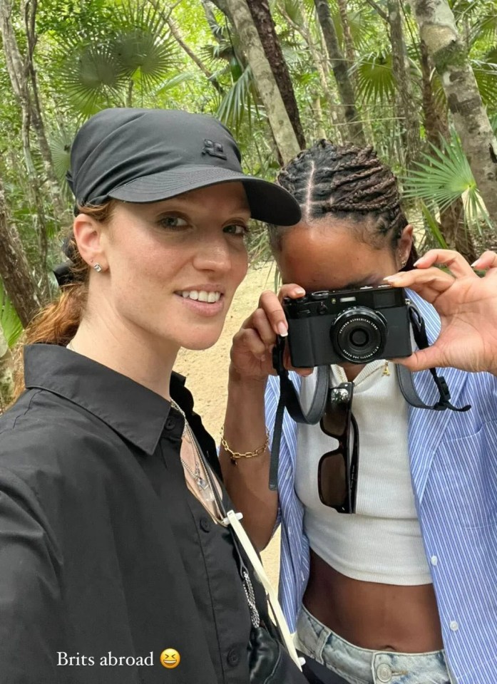 Alex Scott and Jess Glynne holidayed together in Mexico