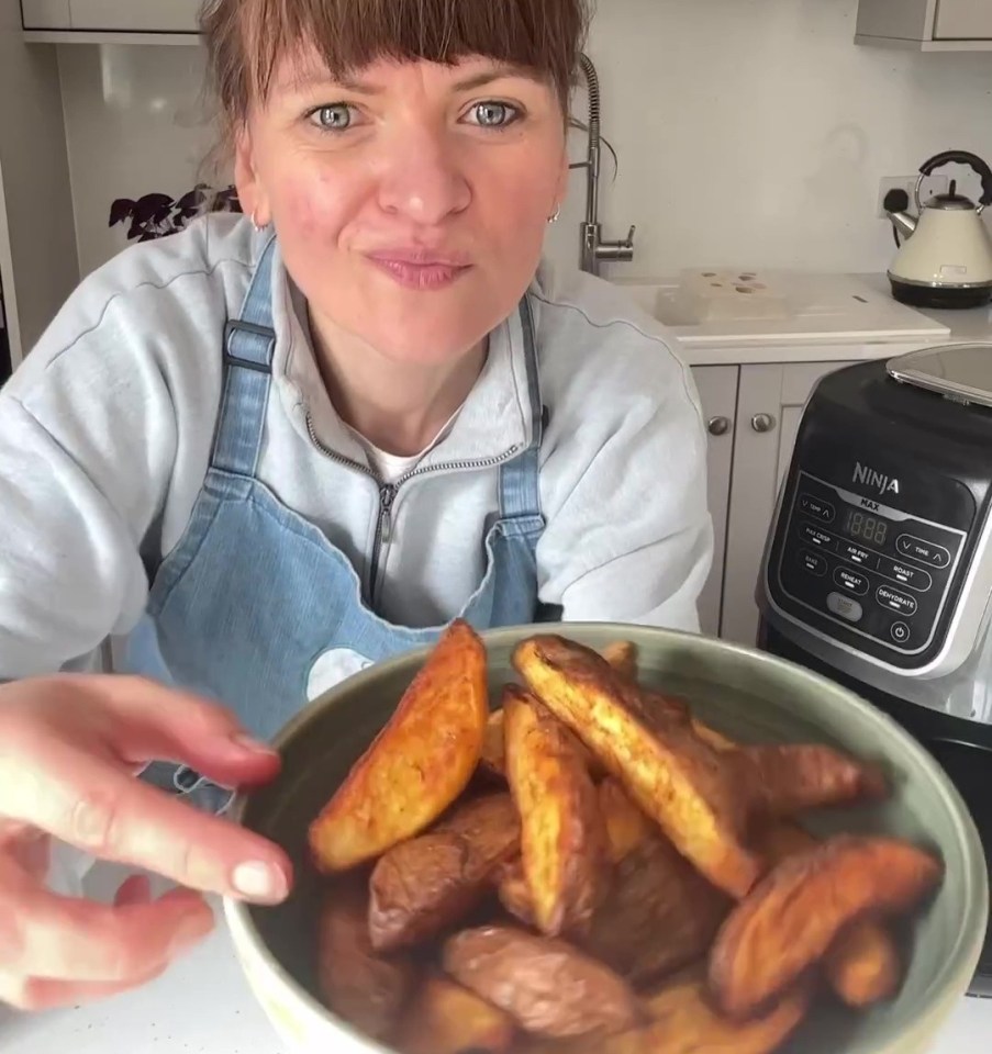 Mum and home chef Lou has revealed how to get the perfect potato wedges every time