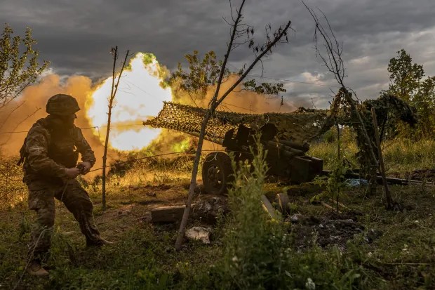 Ukrainian soldiers on the frontline of Putin's war