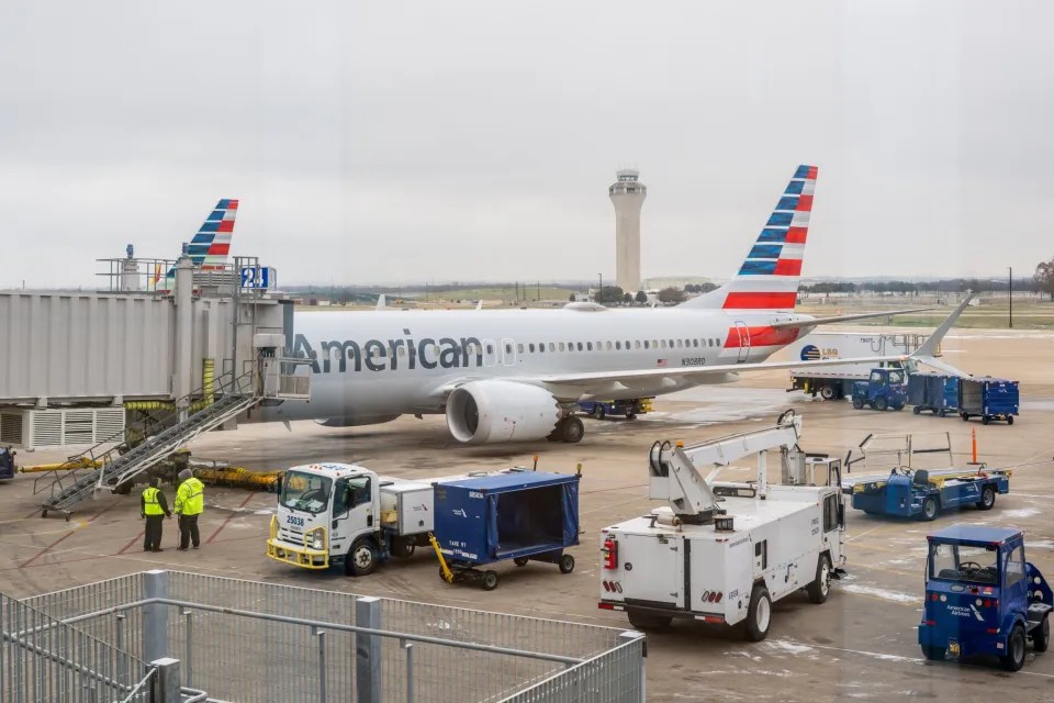 The American Airlines flight was forced to return to its gate the Phoenix Sky Harbor International Airport