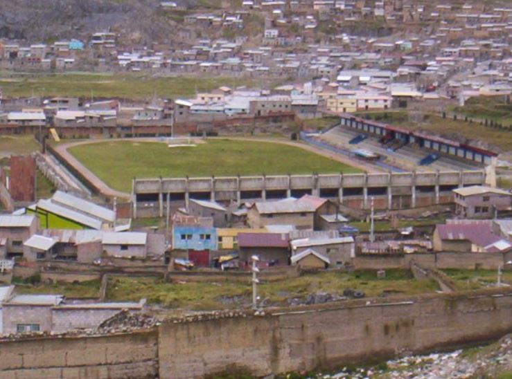 The ground is used by Peru third division side Union Minas and can hold 8,000 fans