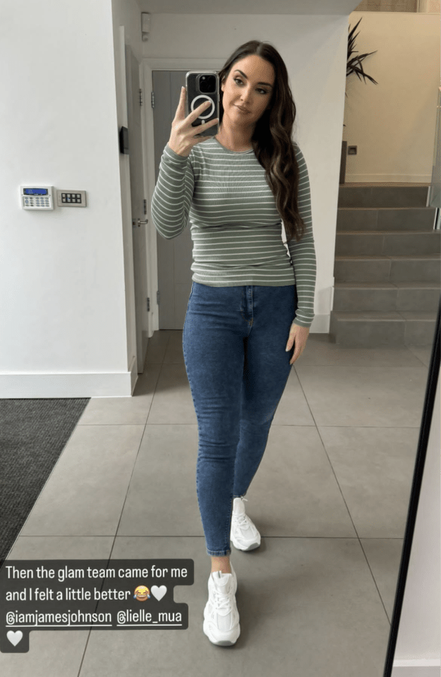 Jacqueline Jossa wowed in skinny jeans and a tight top on Instagram