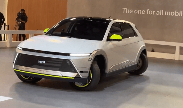 The the Mobion Concept was demonstrated at a motor show