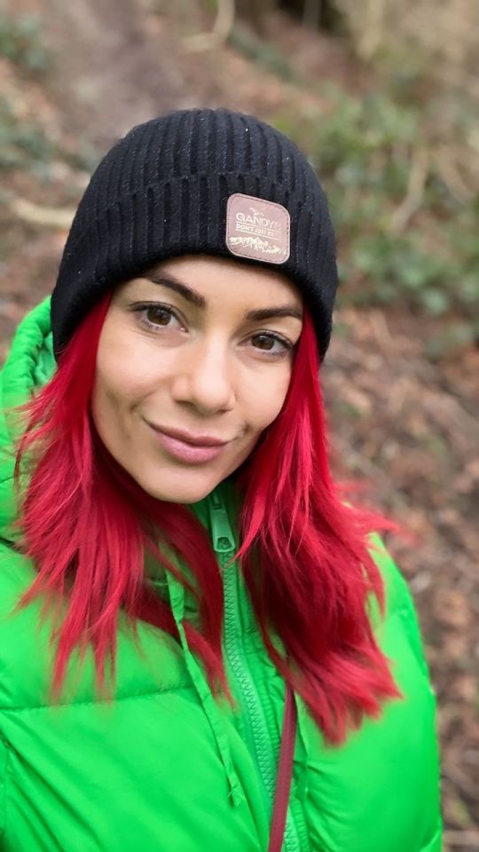 Dianne couldn't be missed in her lime green jacket and with her striking red hair