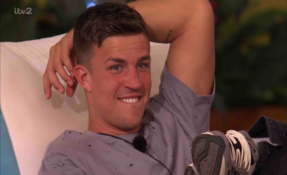 Mitch Taylor is up to his old messy ways on Love Island