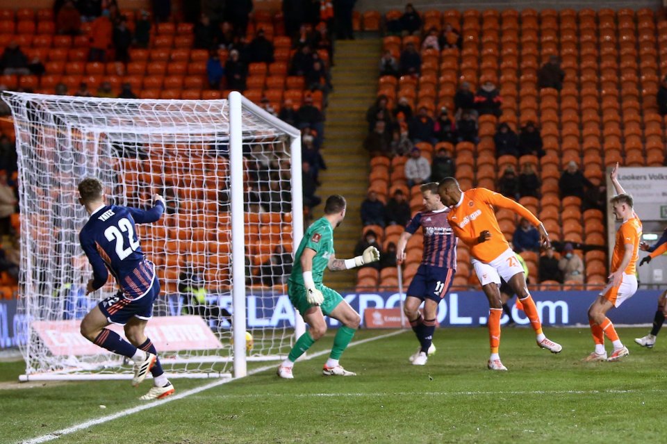 Chris Wood scored the winner shortly after the restart to seal a 3-2 victory for Forest