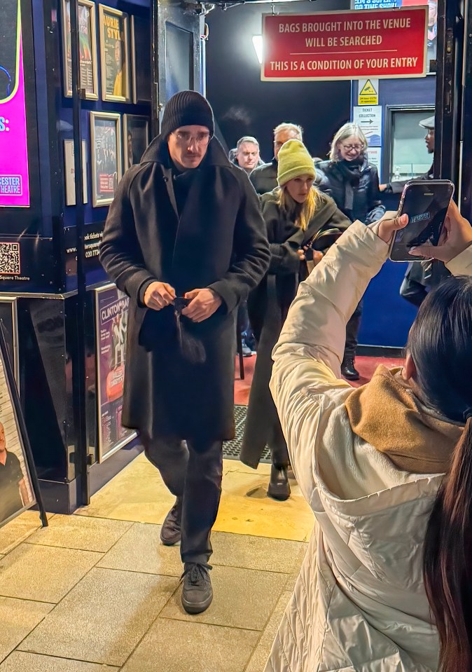 Ellie and Caspar were spotted on a date night at Ricky Gervais’ comedy show in London