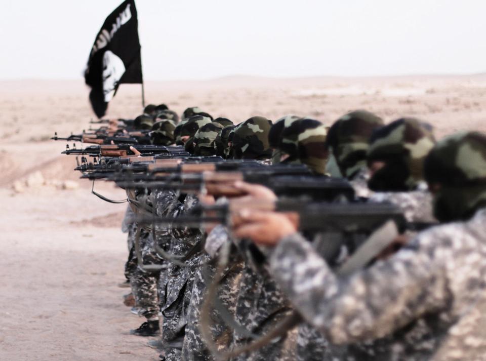 ISIS could be planning a bloody comeback by exploiting the current chaos in the Middle East