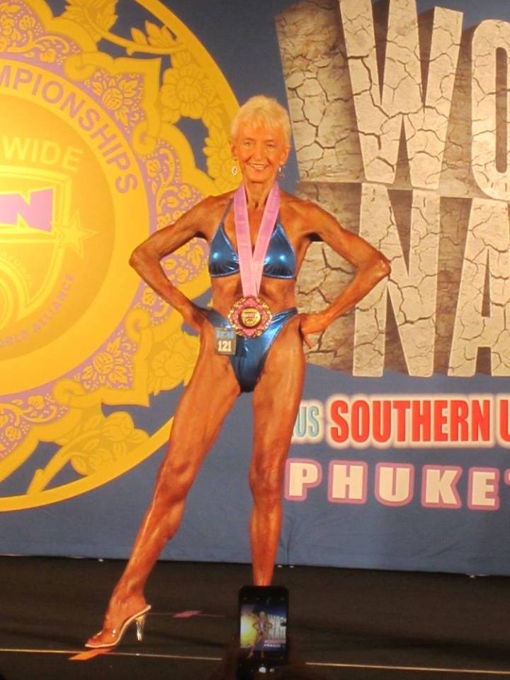 Janice breaking more records during a competition in Phuket, Thailand