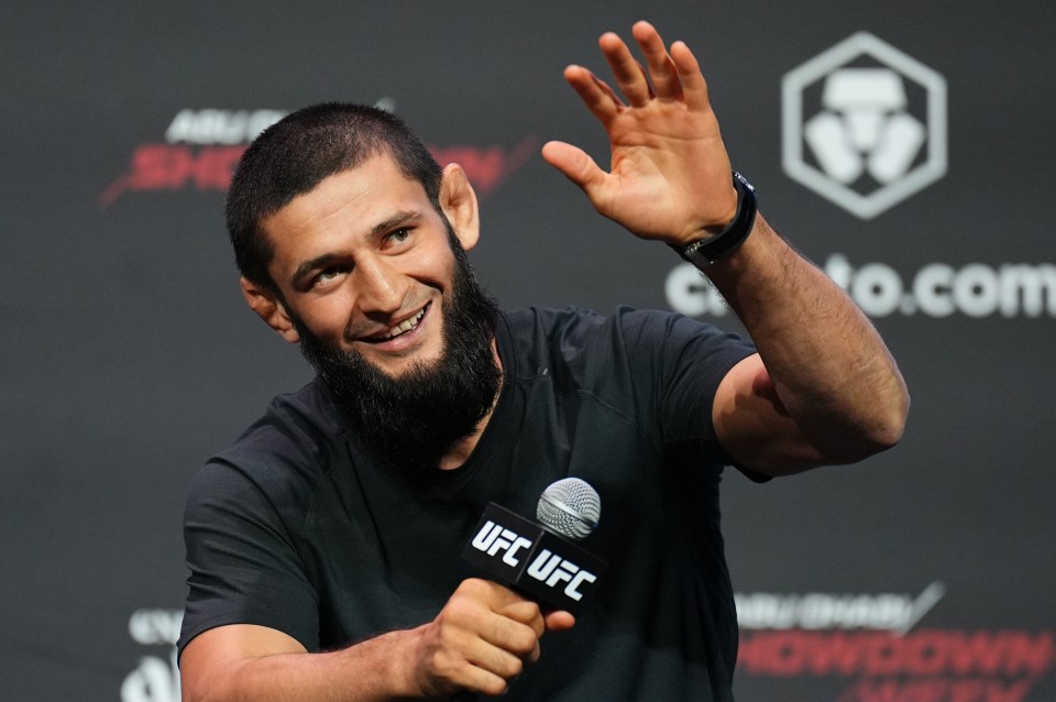 Khamzat Chimaev called out Dana White for 'broken promises'