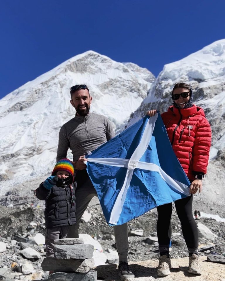 Carter completed the trek on dad Ross’s back, with mum Jade alongside