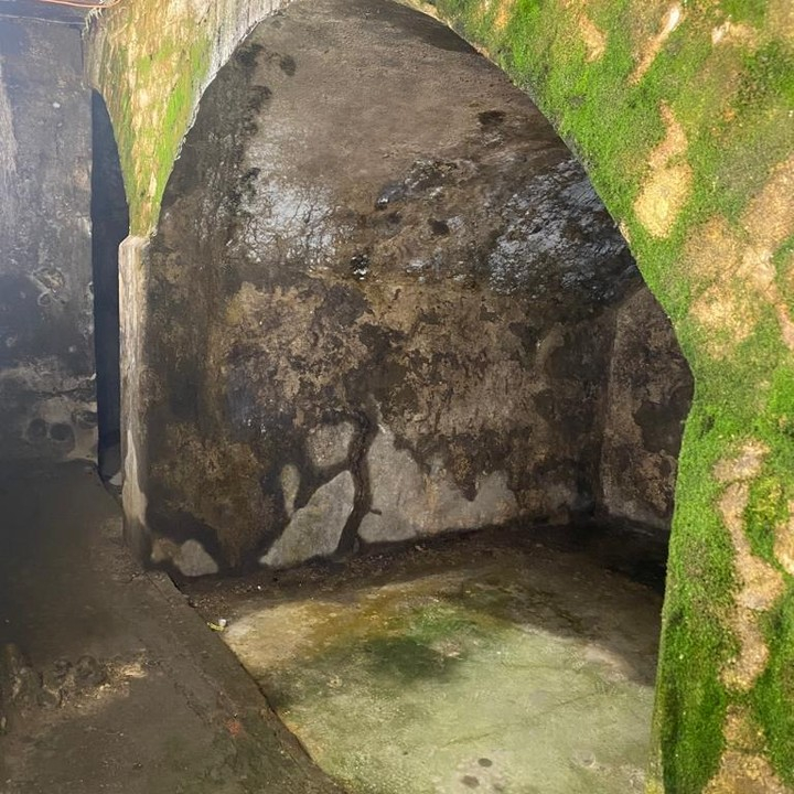 Cells beneath the pub were used to house criminals and convicts