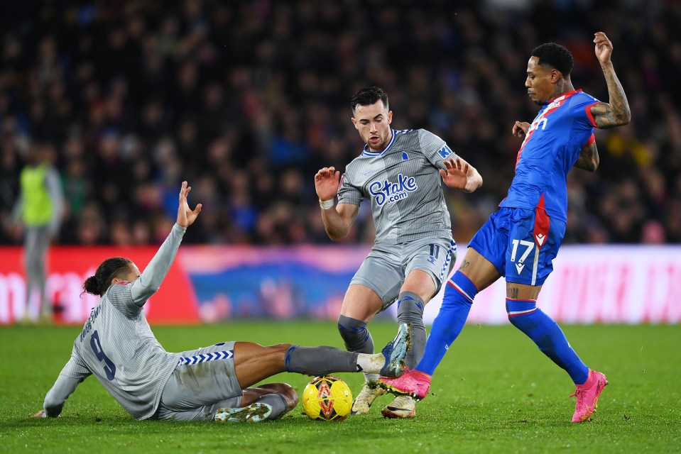 Dominic Calvert-Lewin has seen his red card rescinded