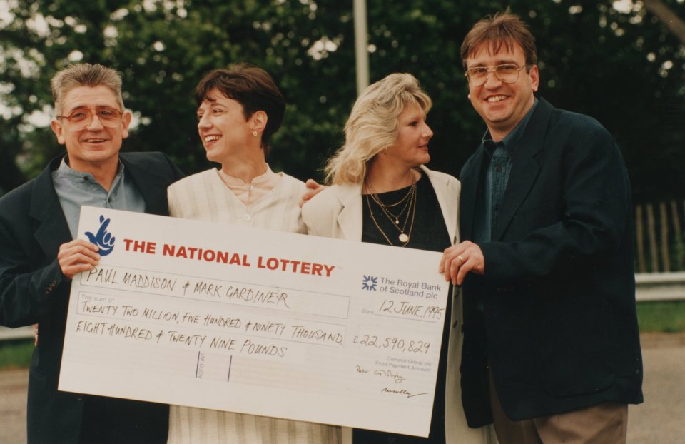 The won the the jackpot in 1995 and split the winnings equally