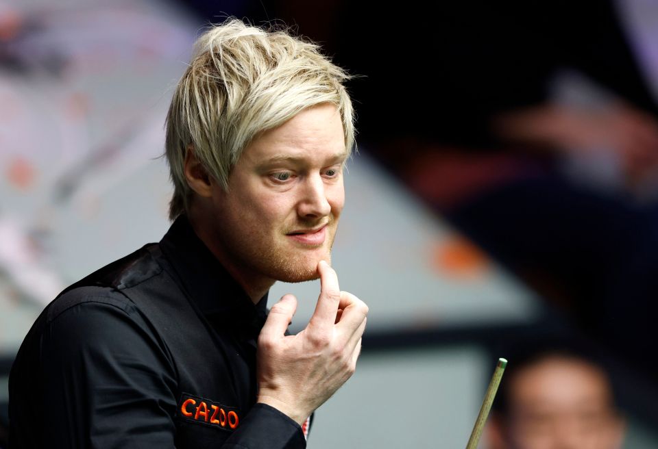 Rival Neil Robertson claims that 'The Rocket' has played 'awful'