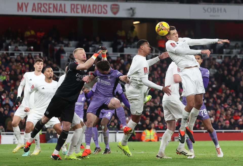 Jakub Kiwior scored an own goal to put Liverpool in front