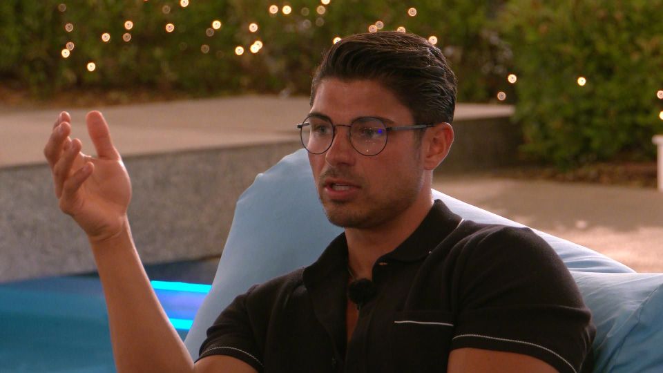 Love Island viewers have ranted that Anton Danyluk is ‘just here for a free holiday’