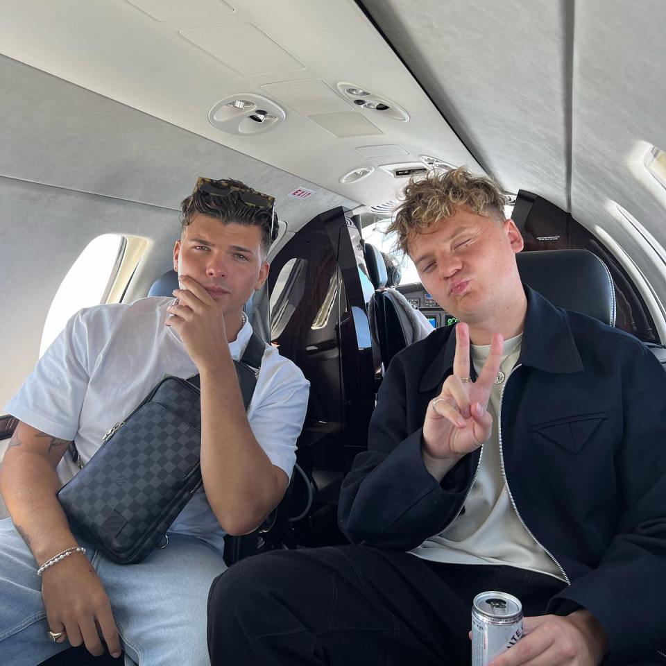 And fans were quick to say he didn’t need the ­windfall after he was seen sitting on a private jet, above with Conor Maynard