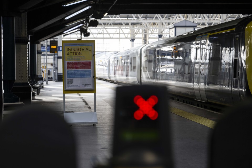 Rail workers in London are set to stage strikes over pay and working arrangements