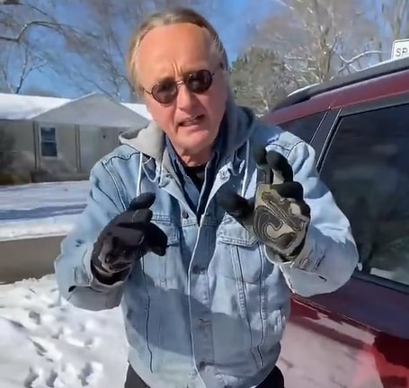 Scotty Kilmer urged drivers to rinse grit from their cars during the winter