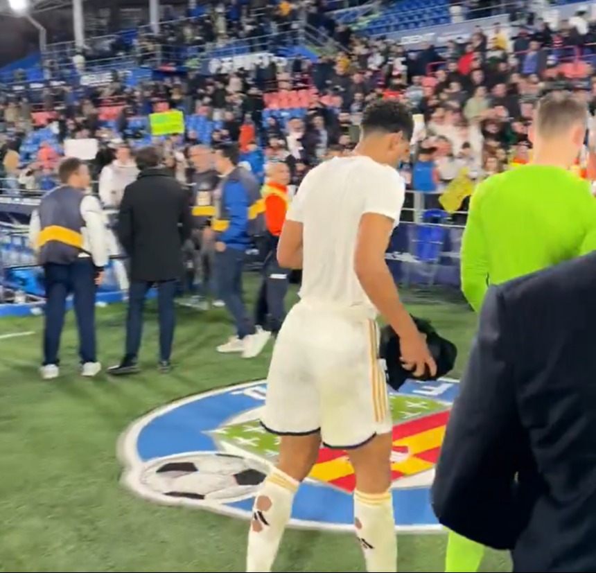 Jude Bellingham did not step on the Getafe badge as he left the pitch