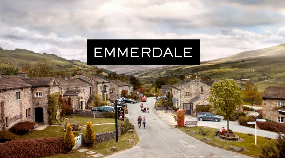 Emmerdale fans have sunk their claws into a 'hideous and vile' couple who 'no-one should have anything to do with'