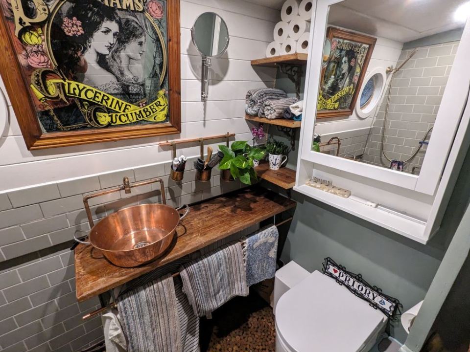 Rachel and Mark's small but perfectly formed bathroom