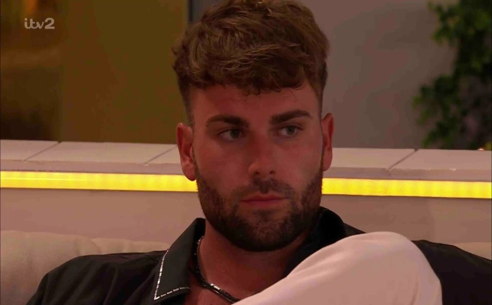 Love Island  fans have spotted a clue that Tom Clare was ‘lying’ last night