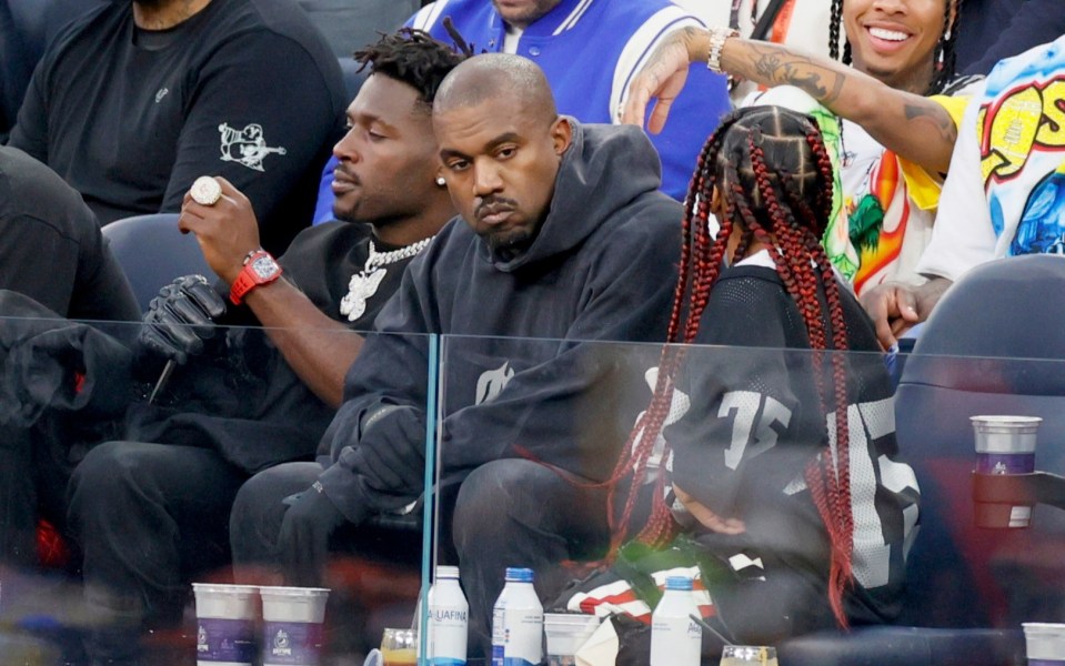 Kanye has since denied the rumours that Taylor Swift got him moved at last weekend's Super Bowl