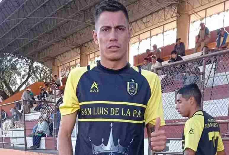 Former Bolivian defender Sergio Jáuregui, 38, was shot six times