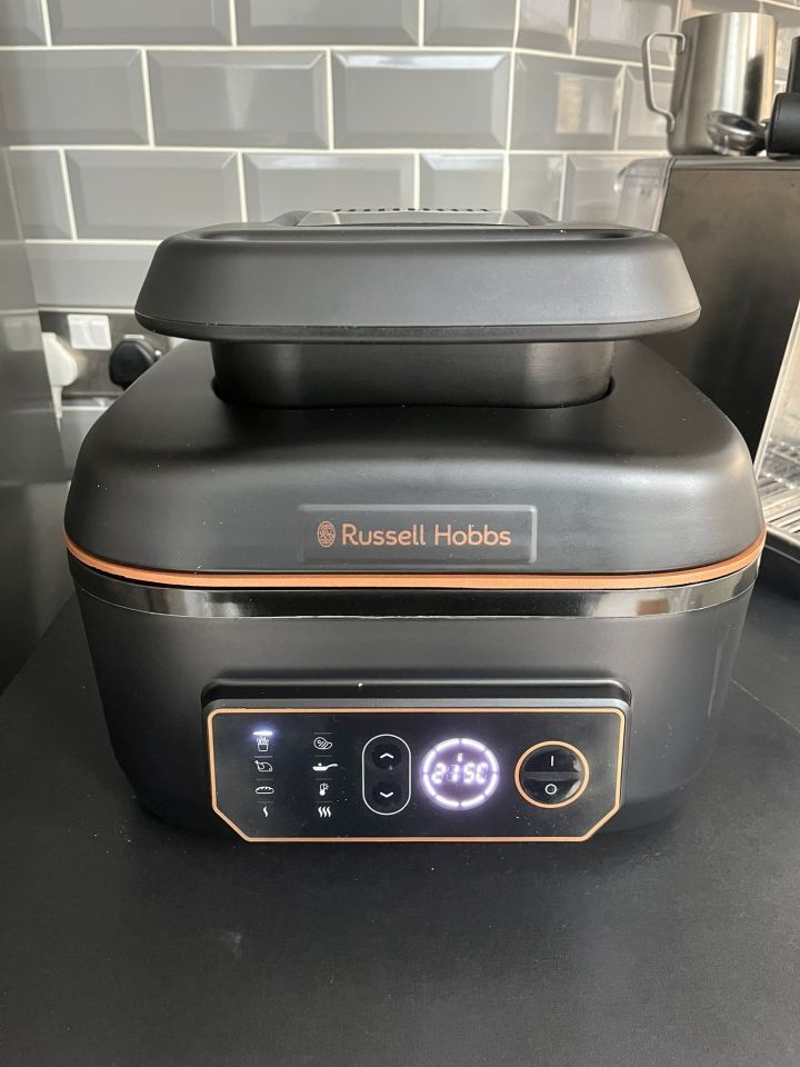 Russell Hobbs Satisfry Air & Grill Multi-Cooker