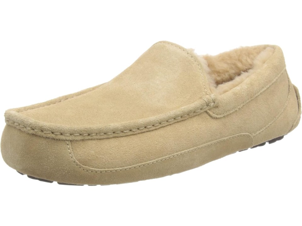 The Ugg Men's Ascot Slipper is 14% less on Amazon