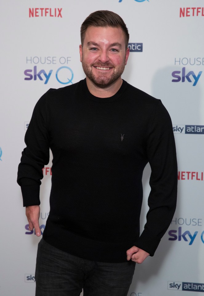 Fans think that Alex Brooker is Cricket