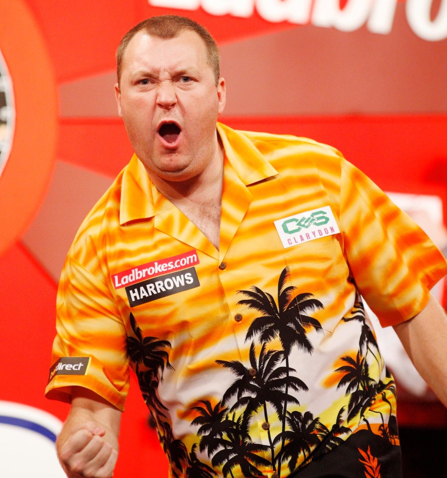 Mardle's darts-playing career came to a standstill in 2009