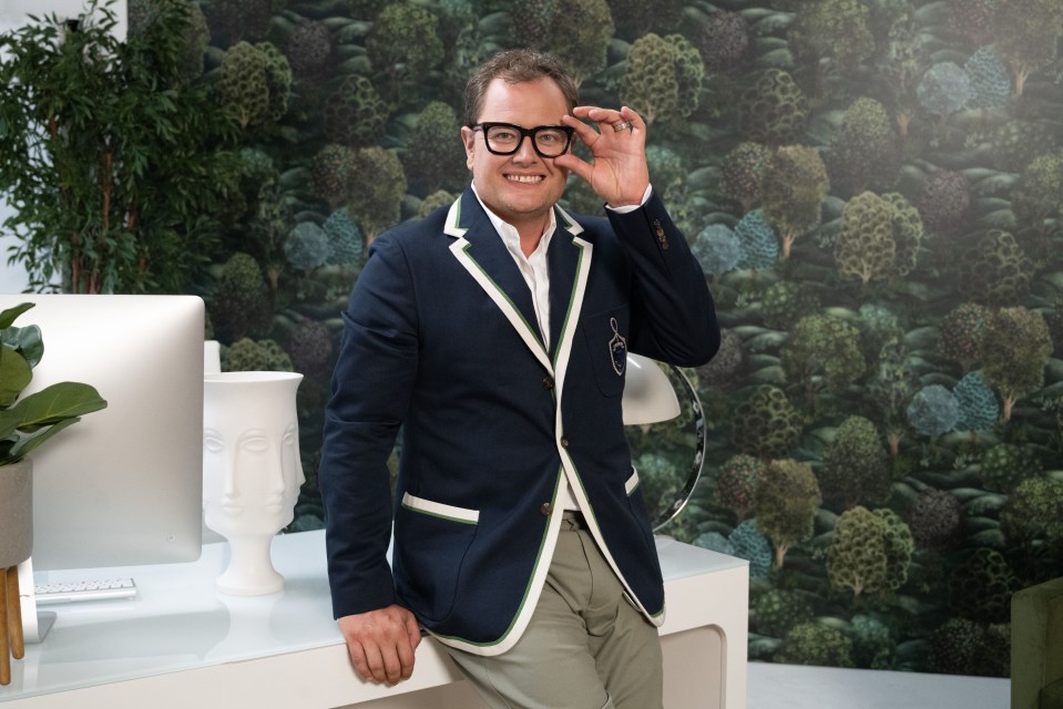 Alan Carr will once again be on hosting duties, overseeing the competition