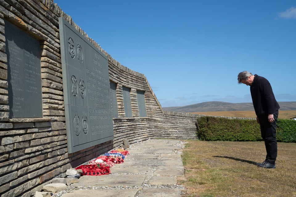 He paid his respects at the San Carlos cemetery