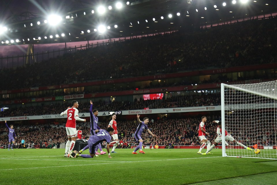 Fans mocked Arsenal for their sloppy defending