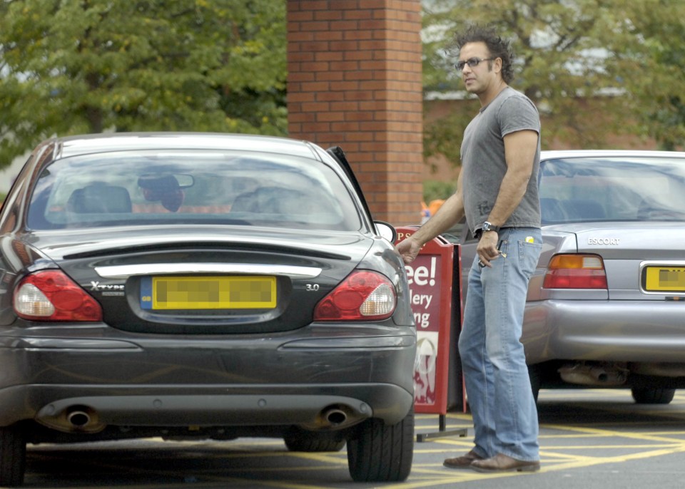 He was spotted out and about in a Jaguar X-Type in 2006