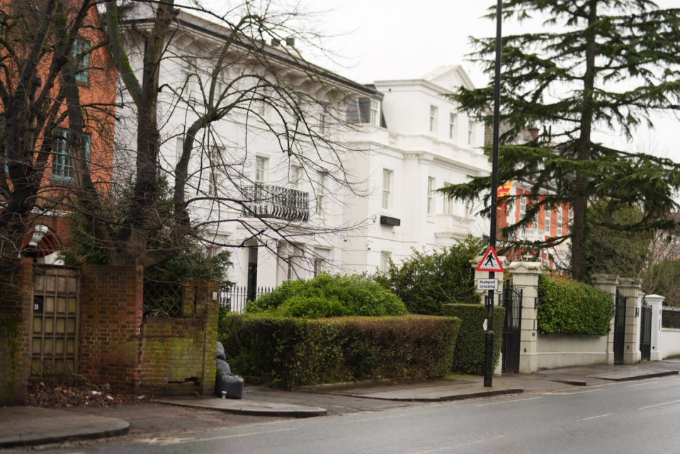 Ten billionaires and 44 multi-millionaires live on Avenue Road