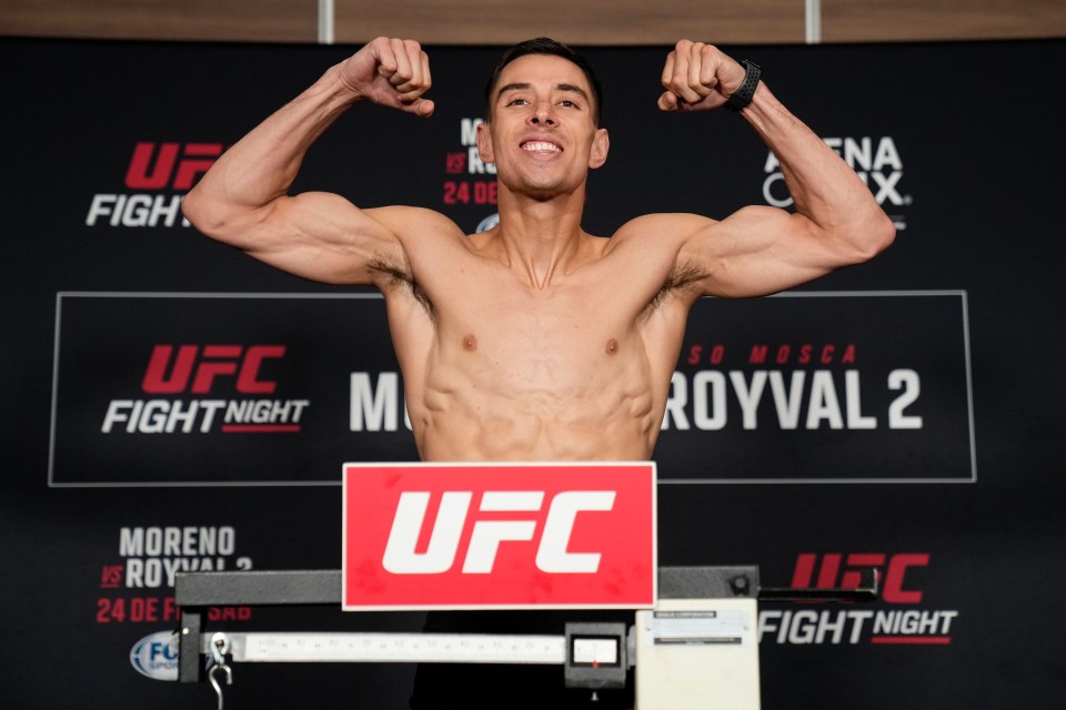 Chris Duncan faces Manuel Torres in his first international octagon outing