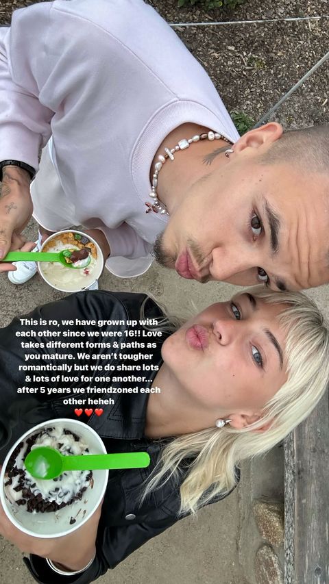 Mia shared her own picture and statement about the split